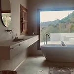 Zennay Villa *